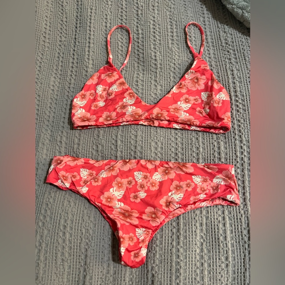 Mai swimwear